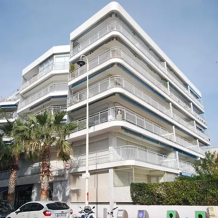 Apartment Vue Mer Reine Astrid