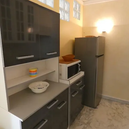 Vue Mer Reine Astrid Apartment